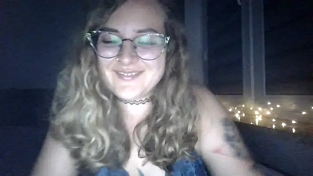 Snapshot of LucyTease chatting on July 11, 2026, 7:49 pm LucyTease online show from July 11, 2026, 7:49 pm