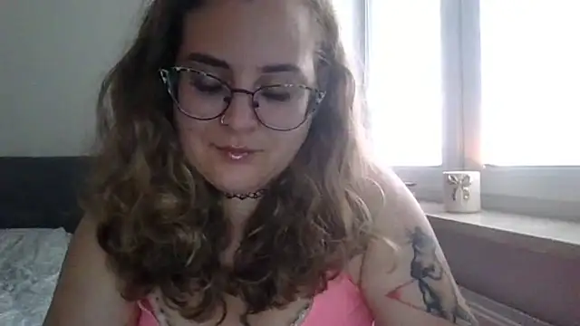 Snapshot of LucyTease chatting on July 23, 2026, 9:29 am LucyTease online show from July 23, 2026, 9:29 am