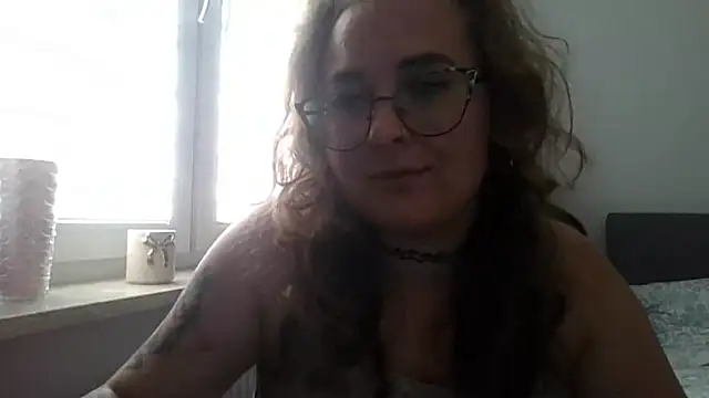 Snapshot of LucyTease chatting on July 27, 2026, 4:14 pm LucyTease online show from July 27, 2026, 4:14 pm