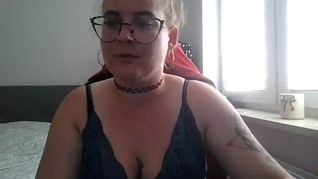 Snapshot of LucyTease chatting on July 29, 2026, 4:27 pm LucyTease online show from July 29, 2026, 4:27 pm