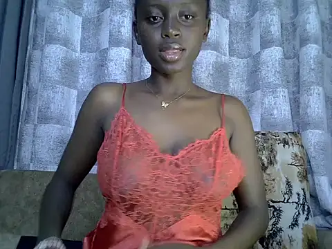 creamydoly online show from July 14, 2026, 11:32 pm