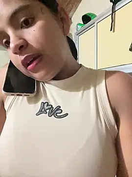 CatwomanAndHotman online show from July 28, 2026, 3:02 am