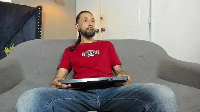 Snapshot of Alexx_val chatting on July 15, 2026, 7:30 pm Alexx val online show from July 15, 2026, 7:30 pm