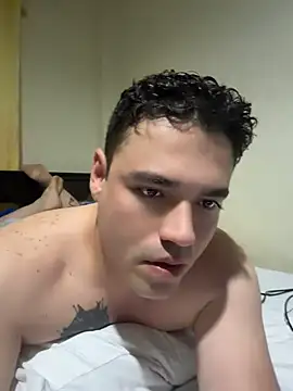 Snapshot of Valentino_ruiz chatting on July 14, 2026, 11:32 pm Valentino ruiz online show from July 14, 2026, 11:32 pm