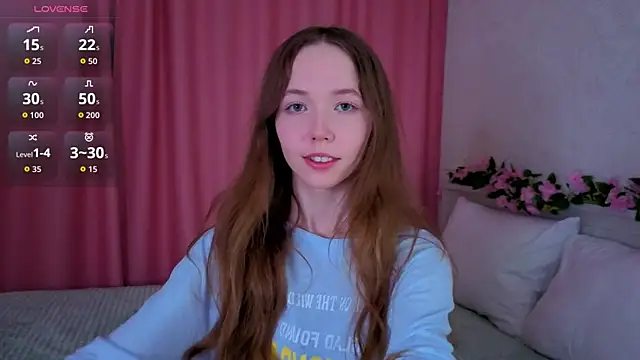 Snapshot of Velvet_Daisy chatting on July 17, 2026, 12:06 am Velvet Daisy online show from July 17, 2026, 12:06 am