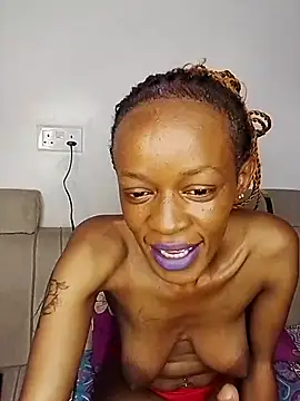 Snapshot of sweetcamillaa chatting on July 18, 2026, 10:08 am sweetcamillaa online show from July 18, 2026, 10:08 am