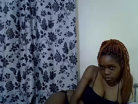 lovely vee online show from July 11, 2026, 3:53 am