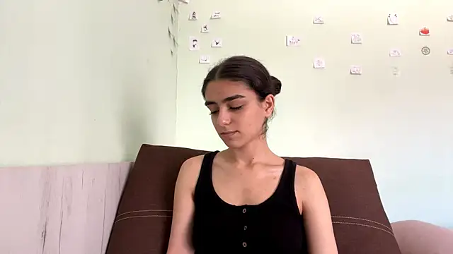 Annthebest online show from July 27, 2026, 7:15 am