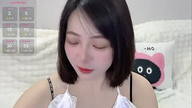 Snapshot of Lucy-8 chatting on July 15, 2026, 5:23 am Lucy-8 online show from July 15, 2026, 5:23 am