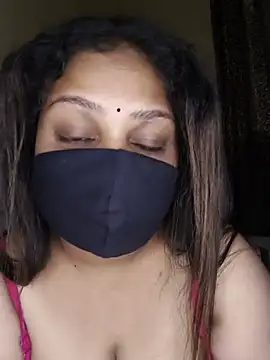 Snapshot of Priya_Jii chatting on July 28, 2026, 11:17 am Priya Jii online show from July 28, 2026, 11:17 am