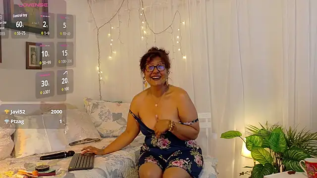 Snapshot of mature_eva13 chatting on July 18, 2026, 7:39 pm mature eva13 online show from July 18, 2026, 7:39 pm