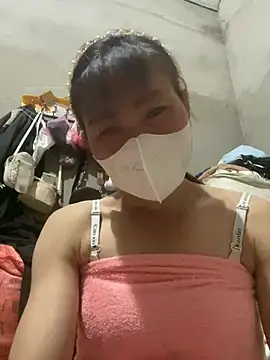 quyquy01 online show from July 20, 2026, 1:57 pm