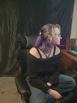 Snapshot of Sun_Ray02 chatting on July 19, 2026, 11:41 pm Sun Ray02 online show from July 19, 2026, 11:41 pm