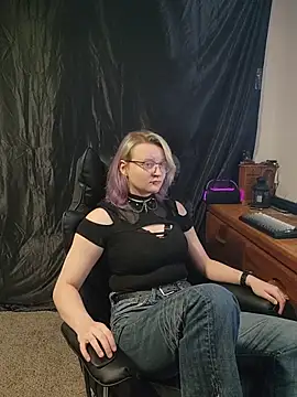 Snapshot of Sun_Ray02 chatting on July 29, 2026, 11:58 pm Sun Ray02 online show from July 29, 2026, 11:58 pm
