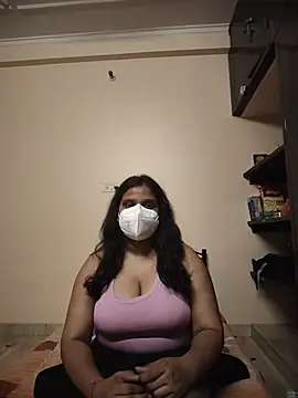 Tasty Bunnyy online show from July 15, 2026, 6:46 pm