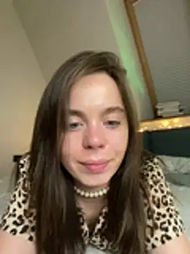 Snapshot of 19_PetiteEilish_97 chatting on July 14, 2026, 9:20 pm 19 PetiteEilish 97 online show from July 14, 2026, 9:20 pm