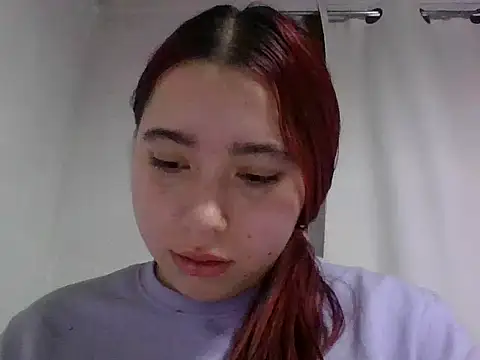 Snapshot of Ani_000 chatting on August 1, 2026, 6:29 pm Ani 000 online show from August 1, 2026, 6:29 pm