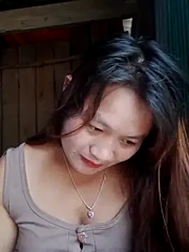 Snapshot of Lan-oanh chatting on July 18, 2026, 1:10 am Lan-oanh online show from July 18, 2026, 1:10 am