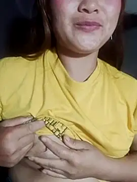 Snapshot of Lan-oanh chatting on July 22, 2026, 3:59 pm Lan-oanh online show from July 22, 2026, 3:59 pm