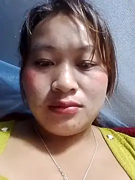 Snapshot of Lan-oanh chatting on July 25, 2026, 11:41 am Lan-oanh online show from July 25, 2026, 11:41 am
