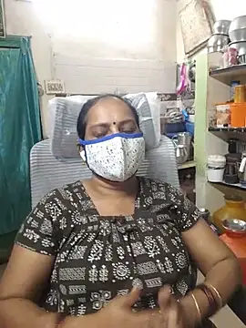 Snapshot of amudha143 chatting on July 20, 2026, 1:20 am amudha143 online show from July 20, 2026, 1:20 am