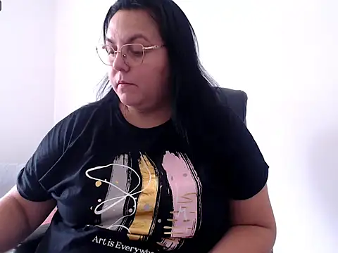 KaitlynX online show from July 14, 2026, 10:32 am