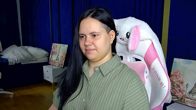 DaisyHarts online show from July 11, 2026, 5:21 am