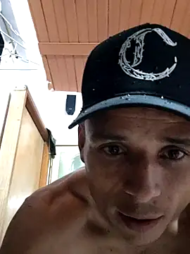 Snapshot of davidflz95 chatting on July 26, 2026, 6:54 am davidflz95 online show from July 26, 2026, 6:54 am