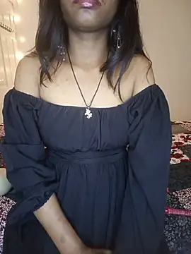 MysticDiya online show from July 28, 2026, 11:39 am