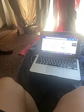 BRATTYSPOILEDDOMQUEEN online show from July 8, 2026, 4:00 pm