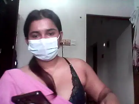A-Rosesexy online show from July 14, 2026, 10:21 am