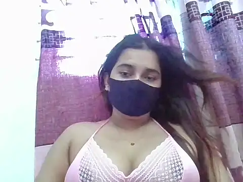 A-Rosesexy online show from July 25, 2026, 3:37 am