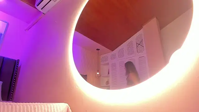 kaia vega online show from July 28, 2026, 2:13 pm