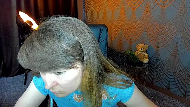 AlexaAmour online show from July 11, 2026, 5:43 am