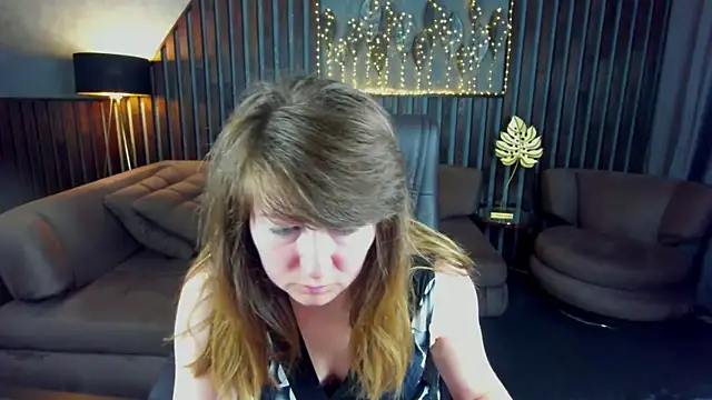 AlexaAmour online show from July 16, 2026, 5:35 am