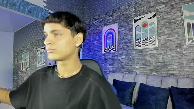 Snapshot of stevensantana1 chatting on July 17, 2026, 2:18 am stevensantana1 online show from July 17, 2026, 2:18 am
