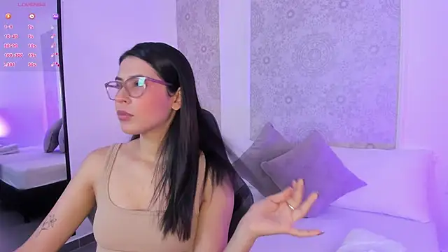 Snapshot of amber_piercee chatting on July 13, 2026, 12:30 pm amber piercee online show from July 13, 2026, 12:30 pm