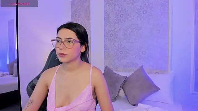 Snapshot of amber_piercee chatting on July 28, 2026, 7:15 pm amber piercee online show from July 28, 2026, 7:15 pm