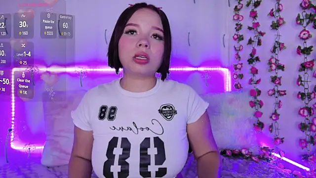 cloe sweet18 online show from July 18, 2026, 9:02 am