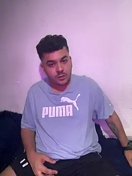 LatinBearX online show from July 12, 2026, 11:01 am