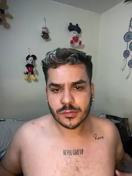 LatinBearX online show from July 30, 2026, 11:31 am