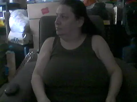 Snapshot of shadowdashlyla chatting on July 17, 2026, 7:52 pm shadowdashlyla online show from July 17, 2026, 7:52 pm