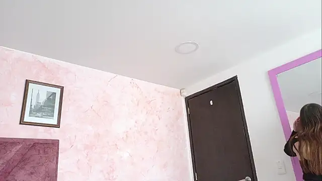 Snapshot of MelaniBeckers_ chatting on July 15, 2026, 6:46 pm MelaniBeckers online show from July 15, 2026, 6:46 pm