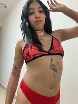 Snapshot of kari_rive chatting on July 29, 2026, 5:05 am kari rive online show from July 29, 2026, 5:05 am