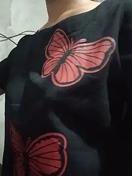 Rosie-loveU- online show from July 28, 2026, 11:48 pm