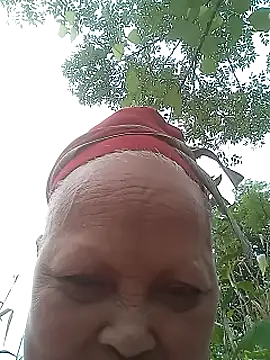 Single-M0m69 online show from July 17, 2026, 2:51 am