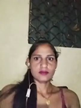 Snapshot of Santoshi7080 chatting on July 15, 2026, 8:14 pm Santoshi7080 online show from July 15, 2026, 8:14 pm