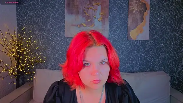 Emma Davise online show from July 15, 2026, 2:06 am
