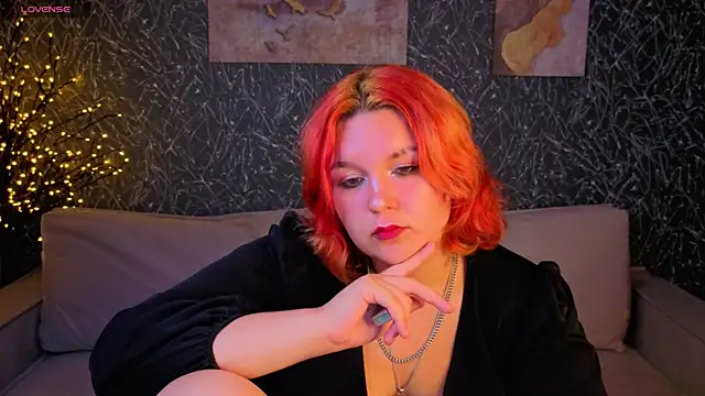 Emma Davise online show from July 29, 2026, 12:53 am