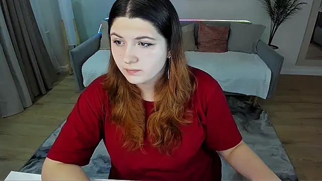 Snapshot of FieryMilena chatting on July 27, 2026, 7:21 pm FieryMilena online show from July 27, 2026, 7:21 pm